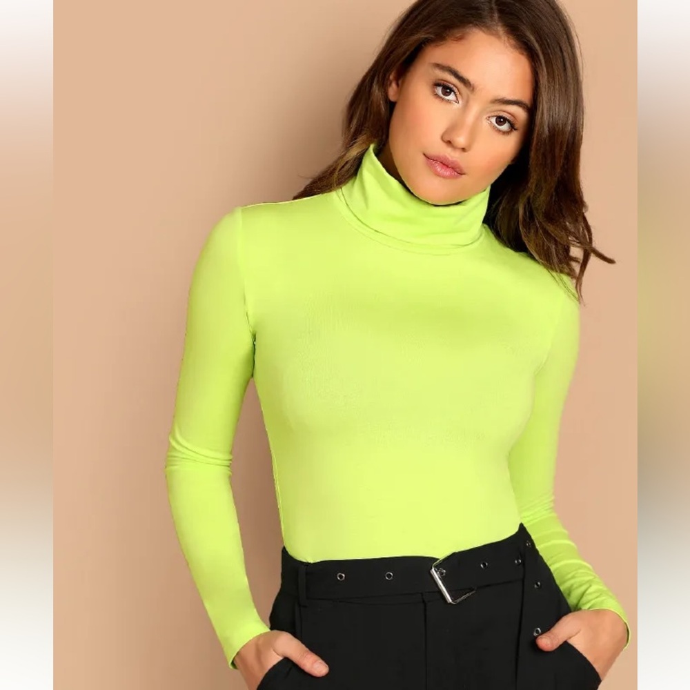 Neon green turtleneck new size xs